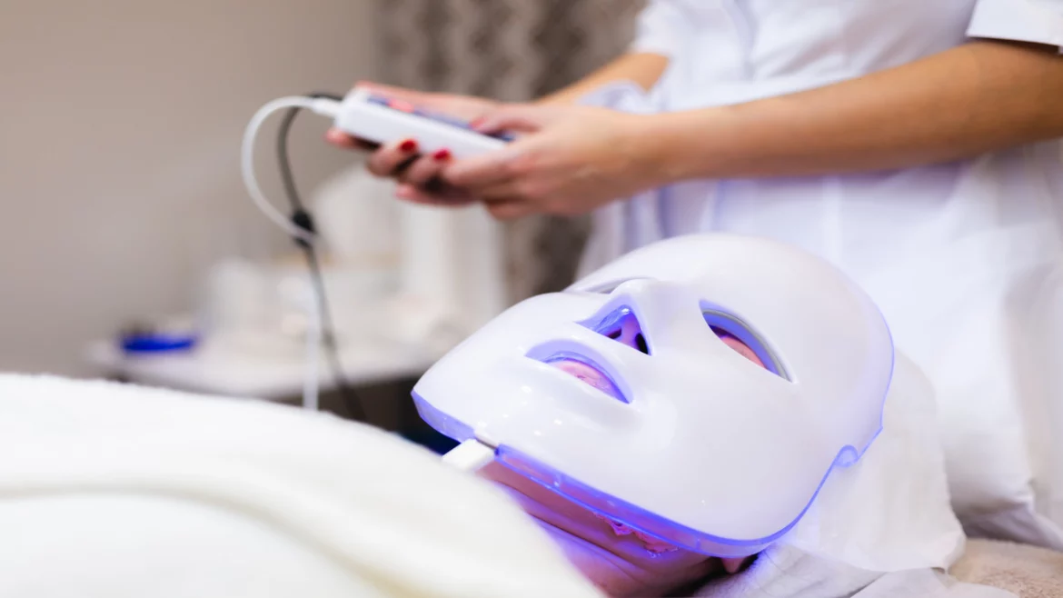LED facial