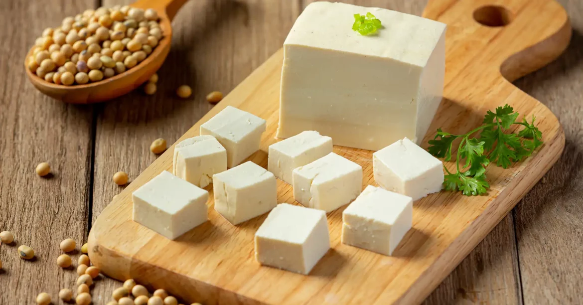 100 gm paneer protein